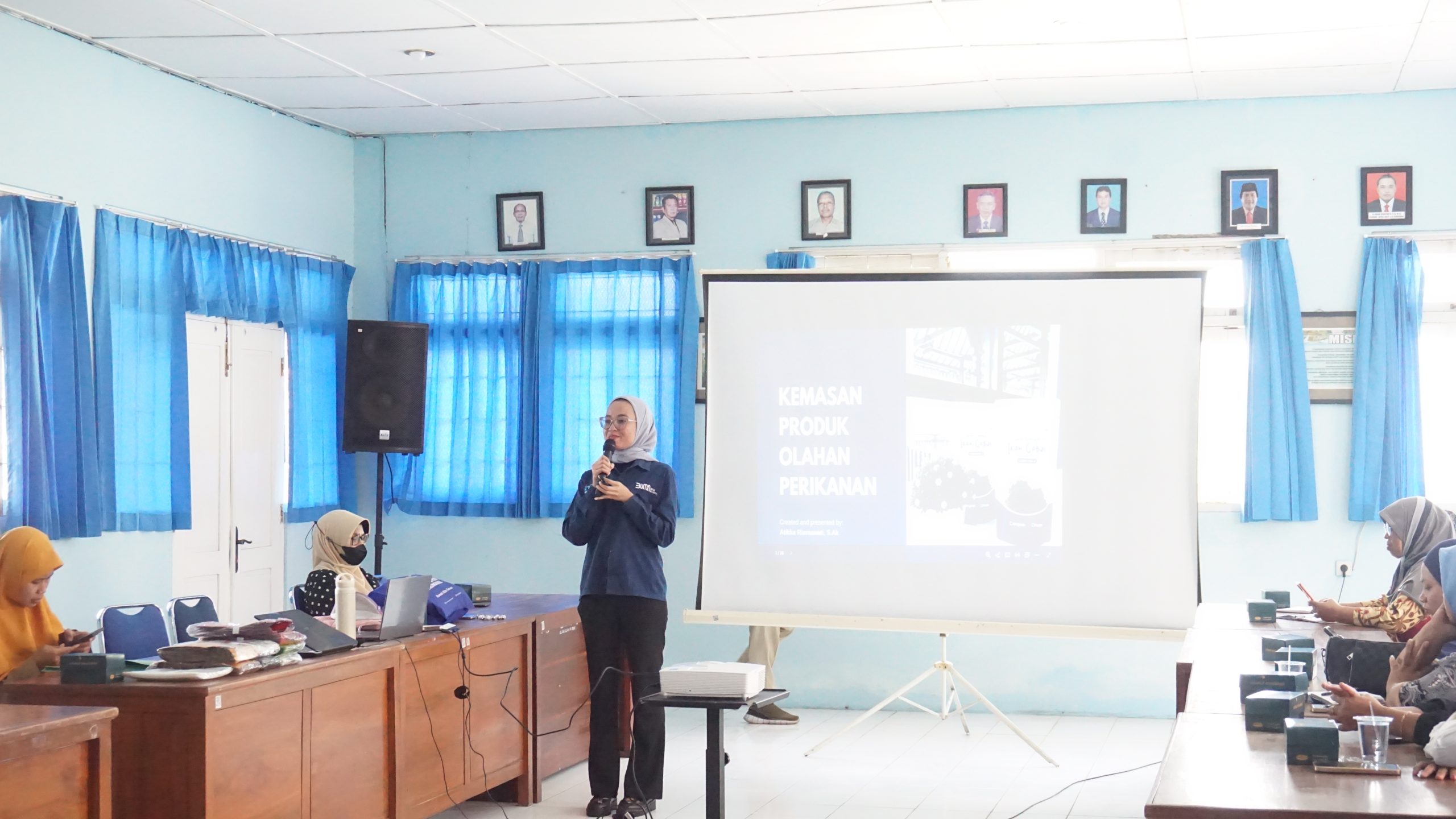 Komitmen PLN untuk Rakyat, Dinas Kelautan dan Perikanan Gunungkidul dan Rumah BUMN PLN Perkuat UMKM Perikanan Lewat Pelatihan Kemasan Produk