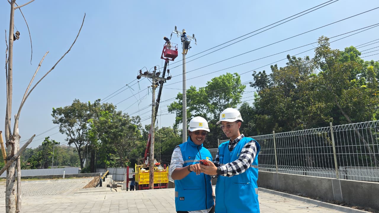 PLN Nyalakan Listrik 240.000 VA untuk mendukung operasional RS UKDW Sedayu
