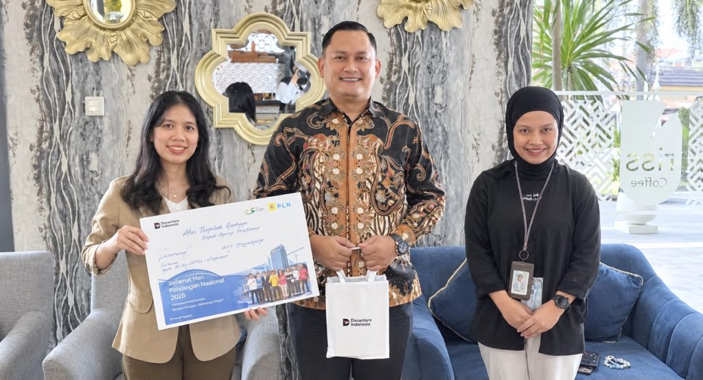 PLN UID Yogyakarta memberikan apresiasi kepada pelanggan pada HPN 2026