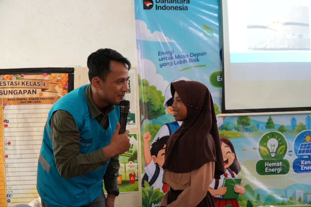 PLN Edukasi 175 Siswa SDN Sungapan pada Hari Kesaktian Pancasila